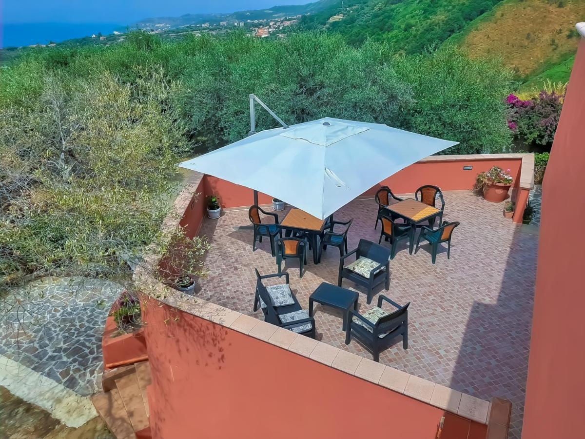 Locanda Adele Parghelia Esterno foto