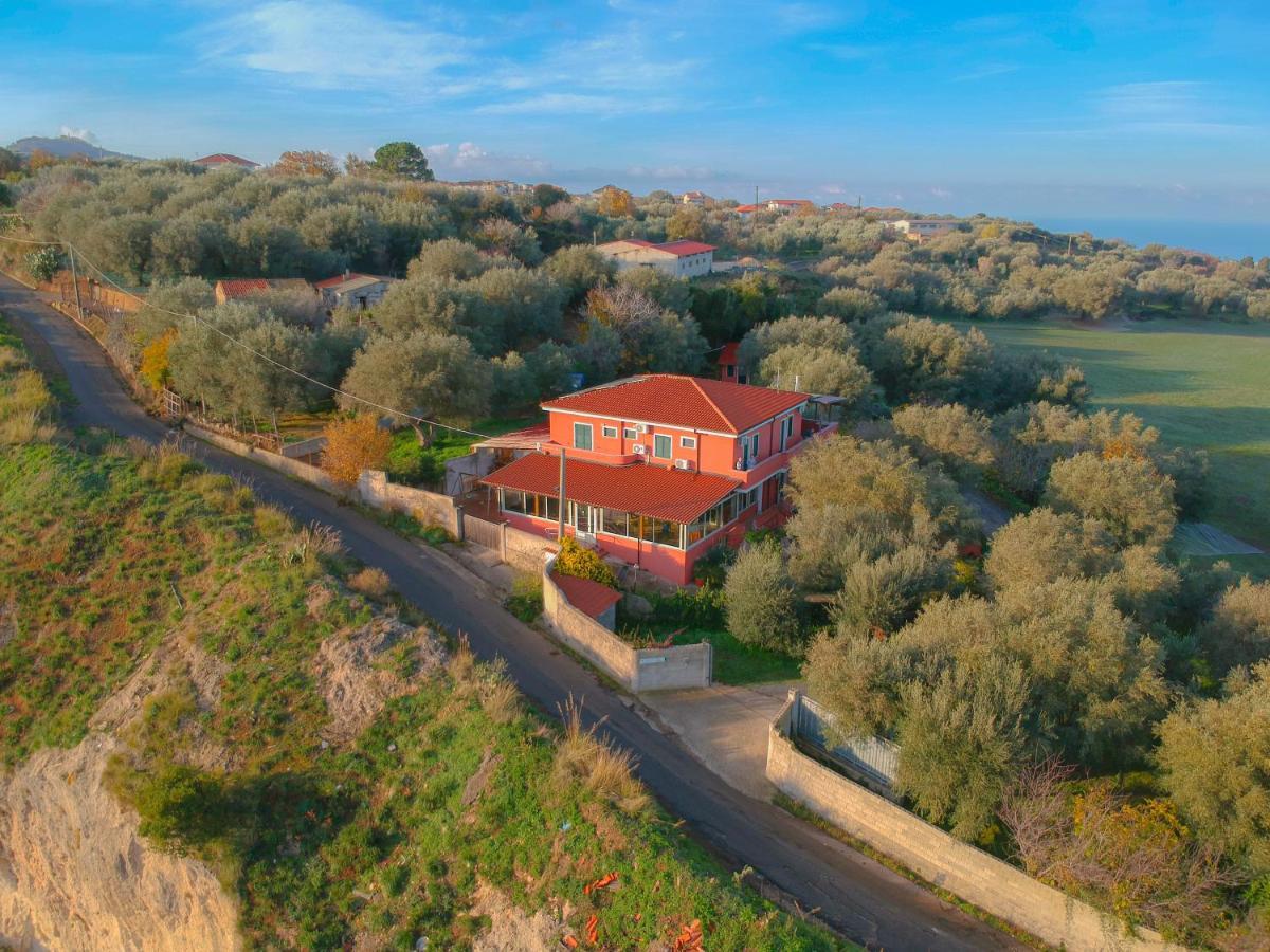 Locanda Adele Parghelia Esterno foto